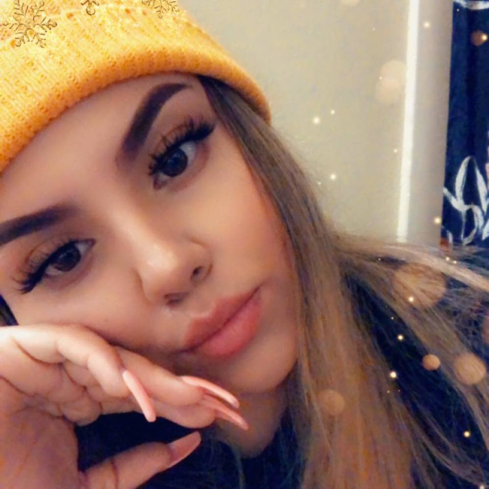 Meet your Posher, Kaitlynn